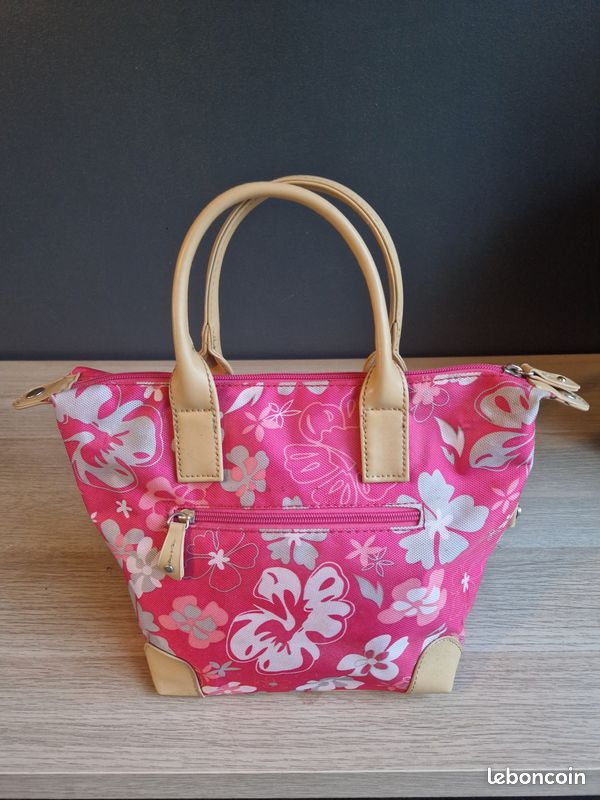 Sac à Main Rose Macy's Style Lab - Taille Medium - Cuir Synthétique (PCU) - Bordure Clous Laiton - Neuf Avec étiquettes