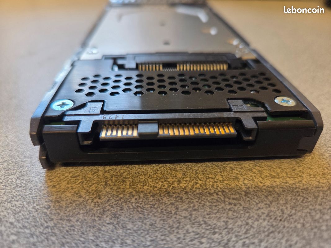 HITACHI VSP 400GB 12G SAS SSD B5A-M400SS 5541908-A PX02SMF040