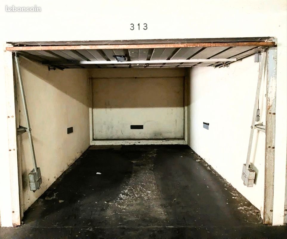 Garage fermé Tête d'Or (image 1)