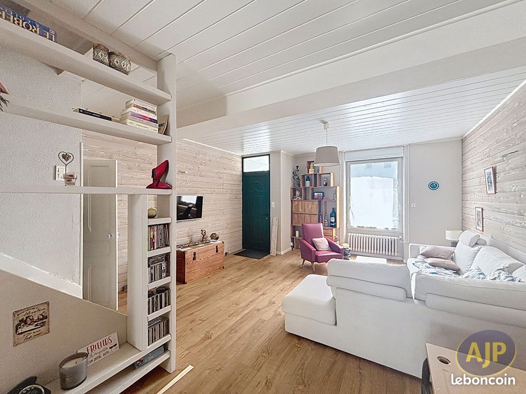 Maison 5 pièces 123 m² · à Cholet · 123 m² · 997 €/mois
