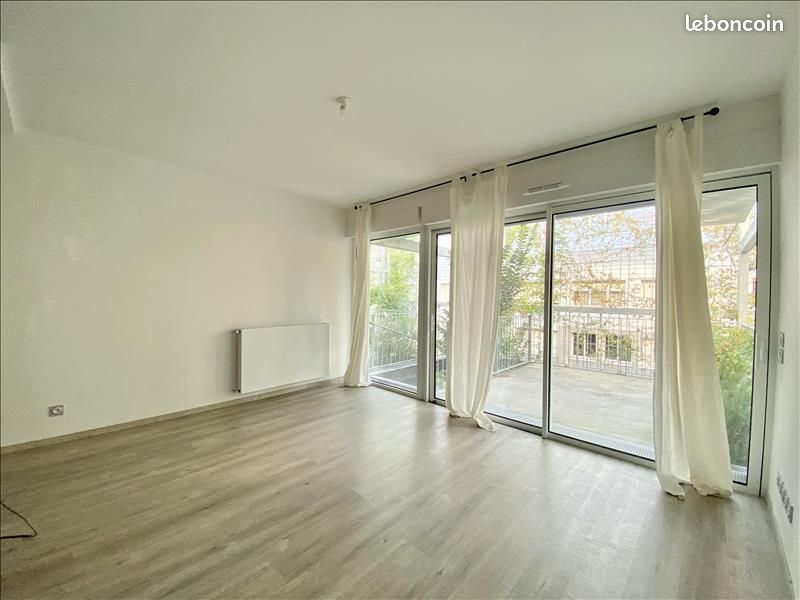 Appartement 2 pièces 47 m² · à Bordeaux · 47 m² · 821 €/mois