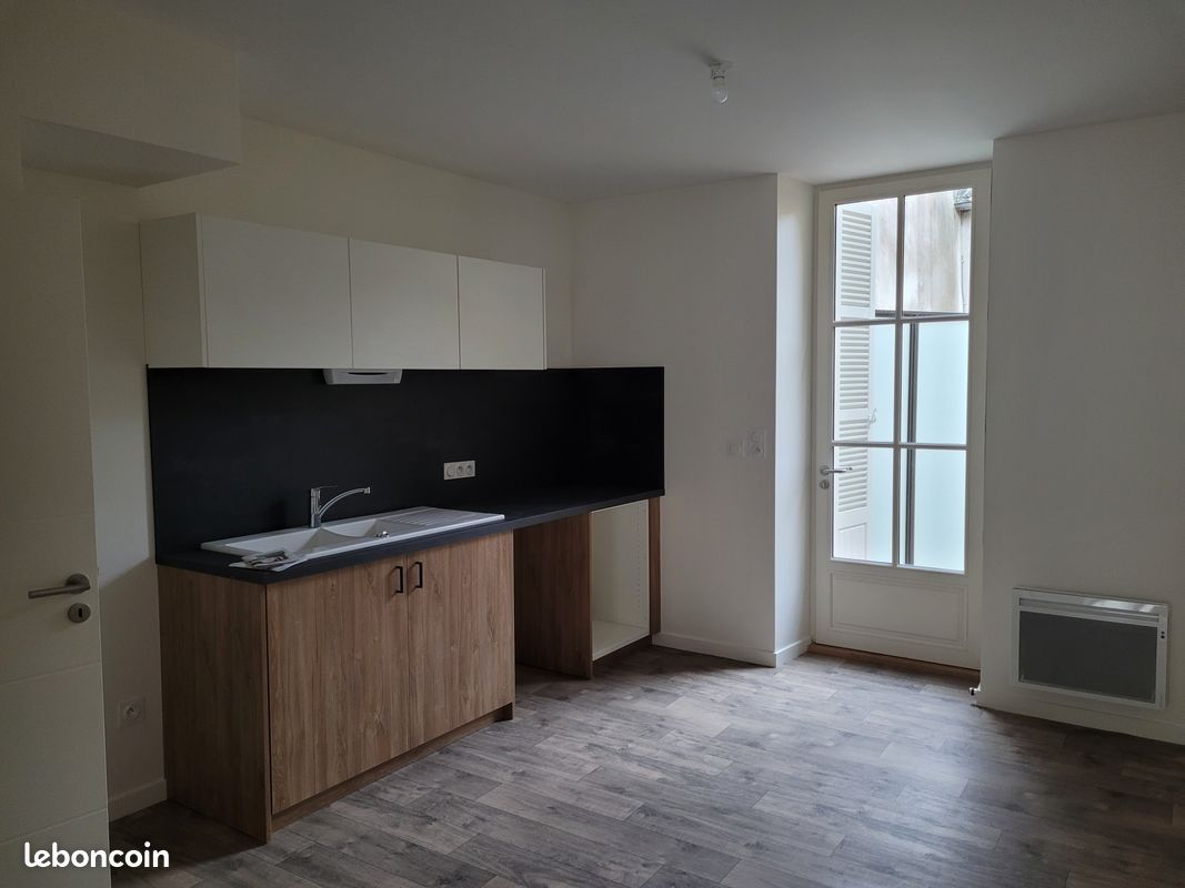 Appartement 4 pièces 100 m² · à Saint-Amour · 100 m² · 775 €/mois