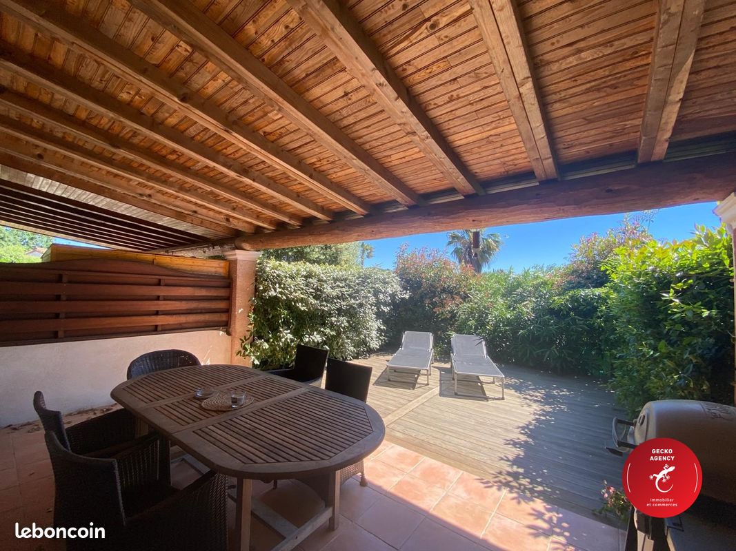 Maison 4 pièces 72 m² · à Roquebrune-sur-Argens · 72 m² · 360 000 €