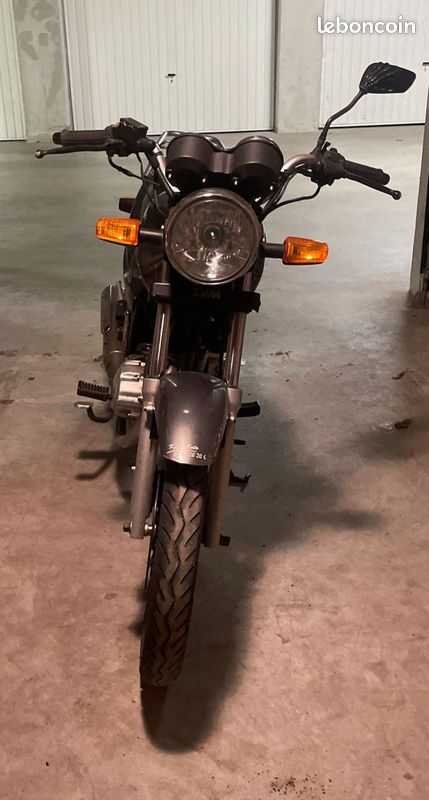 Vend moto marque SYM SOLO 125 (image 2)