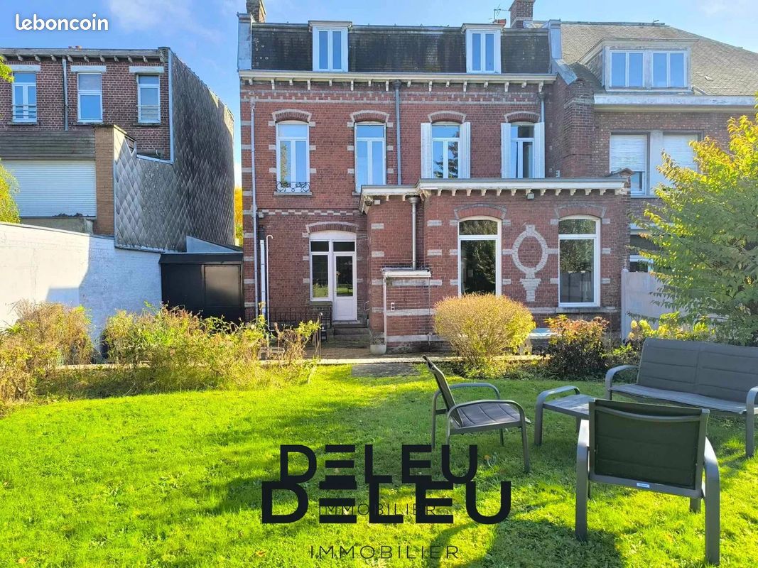 Maison 7 pièces 324 m² · à Mouvaux · 324 m² · 630 000 €