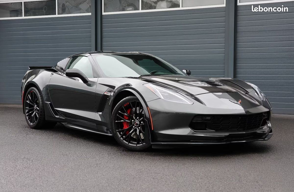CORVETTE C7 Z06 6.2 V8 659 ch – HUD – Bose – Caméra 360° – Targa Carbone (image 1)