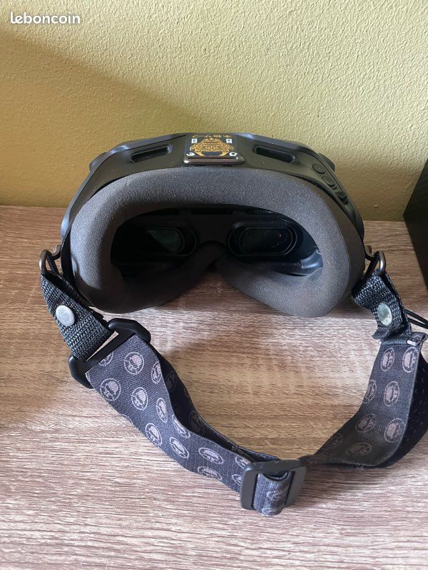Casque DJI FPV Goggles V2 complet – Très bon état (image 2)