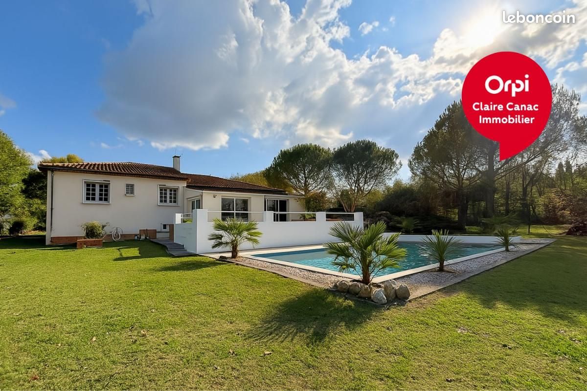 Maison 7 pièces 210 m² · à Castres · 210 m² · 410 000 €