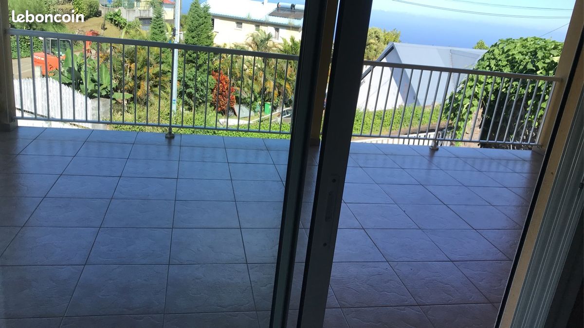 Maison 4 pièces 90 m² · à Les Trois-Bassins · 90 m² · 1 250 €/mois