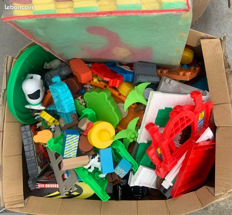 💙 Très gros lot de jouets garçon 2/4 ans 💙 (image 1)