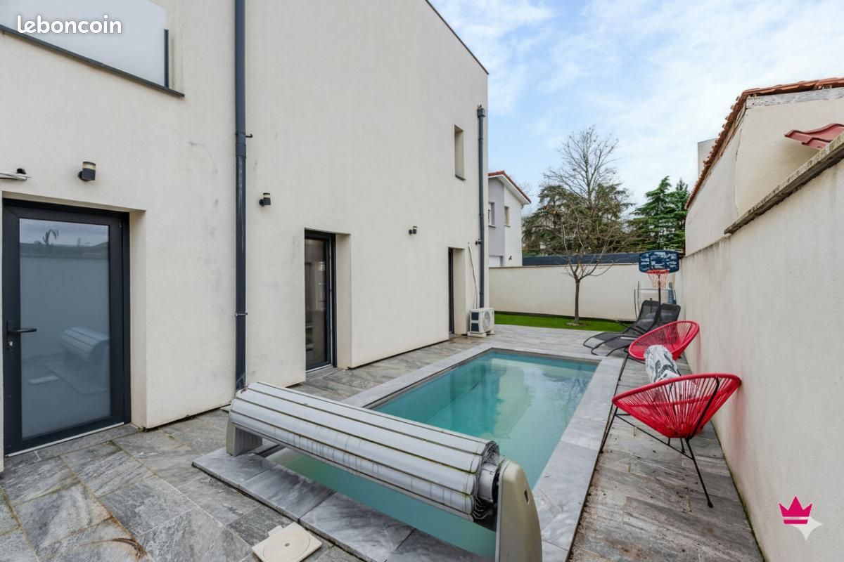 Maison 5 pièces 134 m² · à Meyzieu · 134 m² · 525 000 €