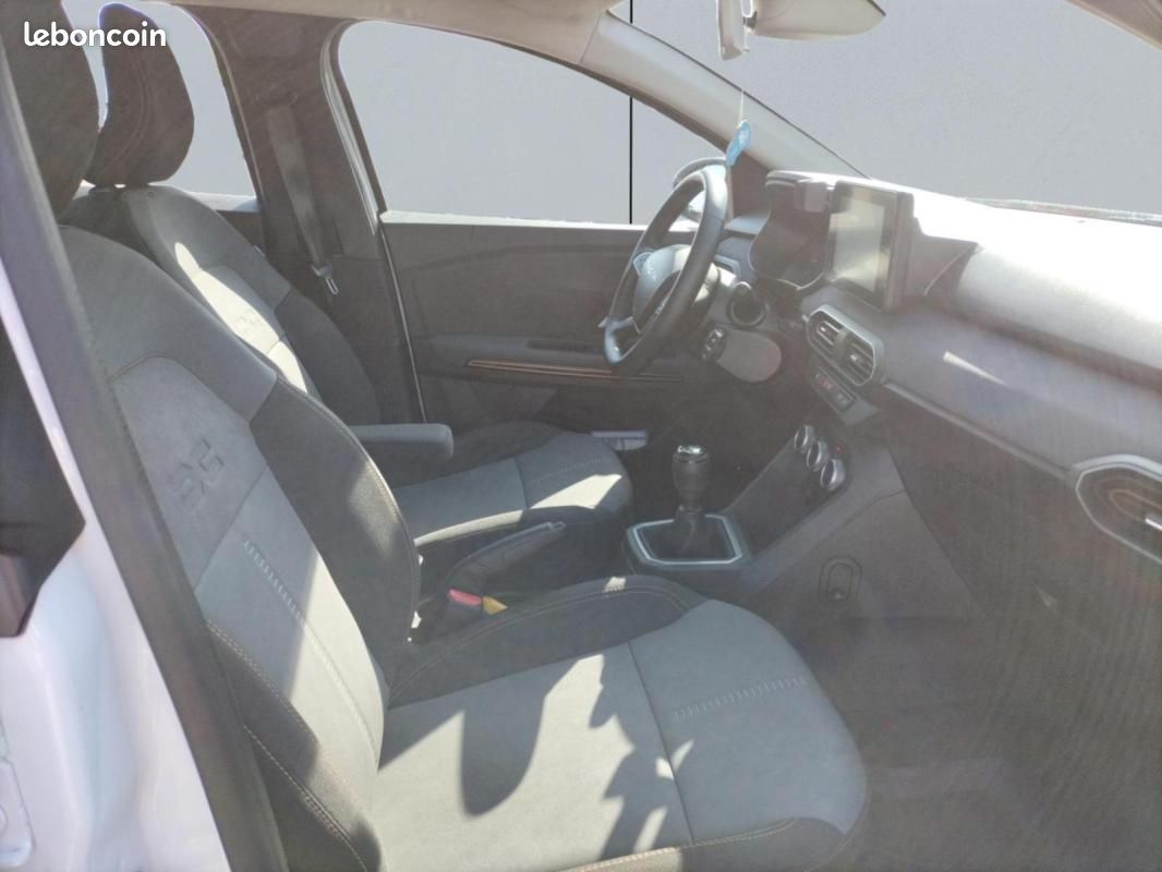 Dacia Sandero TCe 90 Stepway Extreme (image 16)