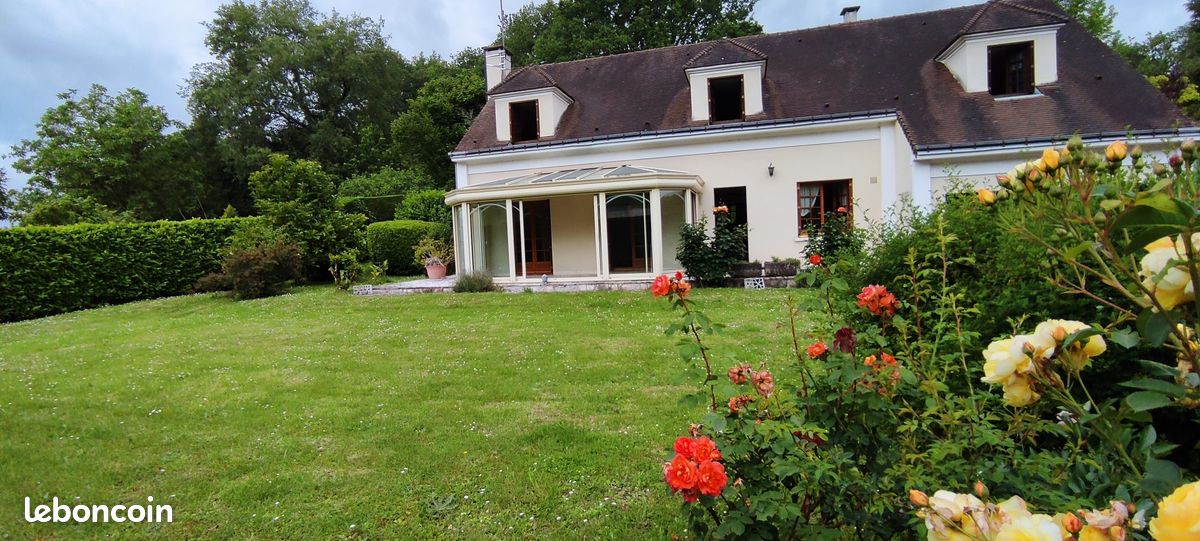 Maison 8 pièces 201 m² · à Langeais · 201 m² · 350 000 €