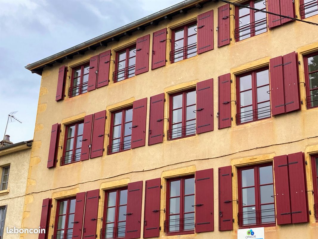 Appartement 1 pièce 33 m² · à Charlieu · 33 m² · 329 €/mois