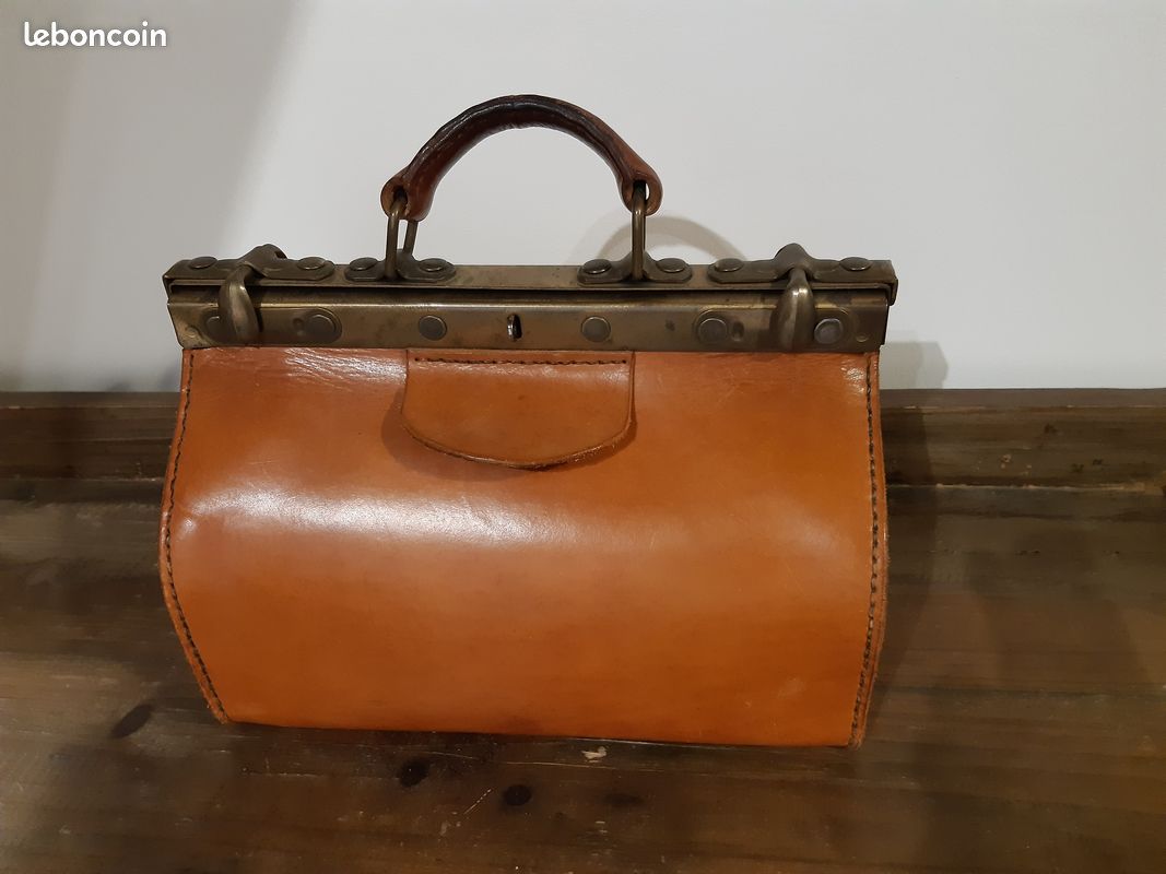 Sac à main vintage en cuir fait main Accessoires Bagagerie