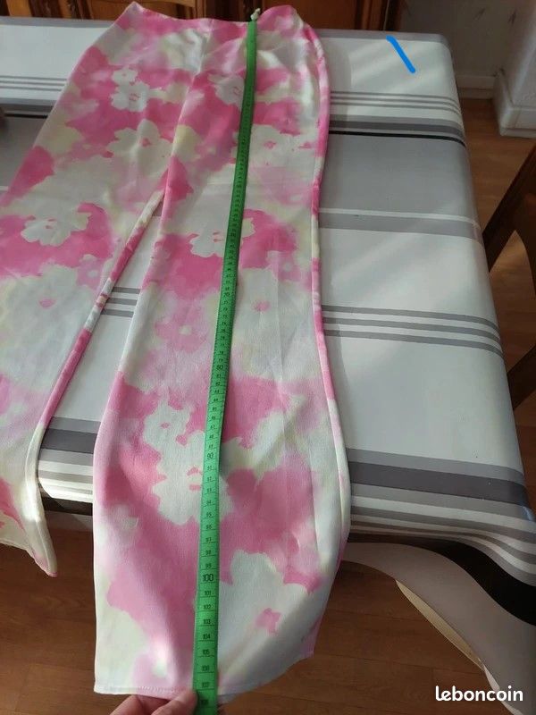 Pantalon fleuri rose taille S (image 7)