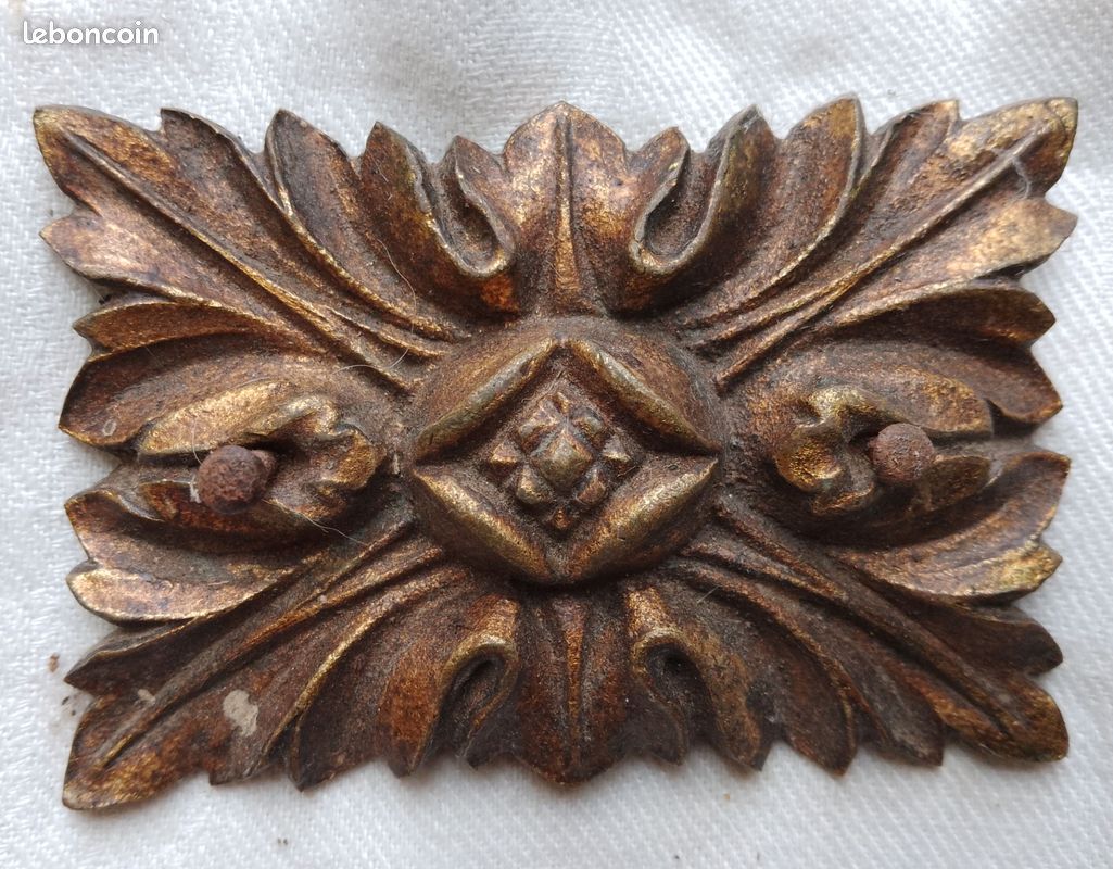 Plaque décorative en bronze 5 x 7,5 cm (image 1)