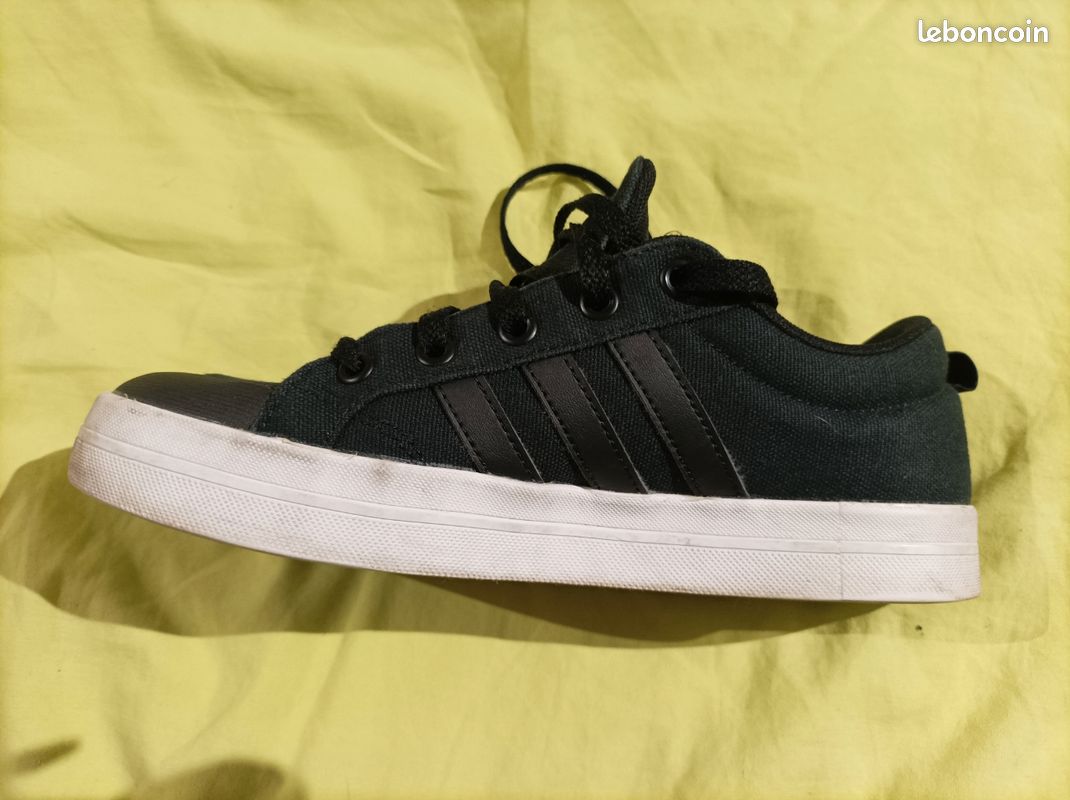 Baskets Adidas taille 37,5 (image 6)