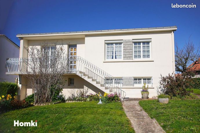 Maison 8 pièces 110 m²