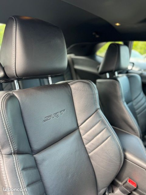 Dodge challenger hellcat srt 717ch din noir 1ere main systeme audio harmann kardon * dispo et visible sur notre parc * 69900 eur (image 4)