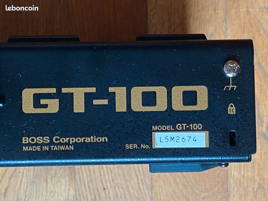 BOSS GT-100 – Multi-effets guitare professionnel – État neuf (image 17)