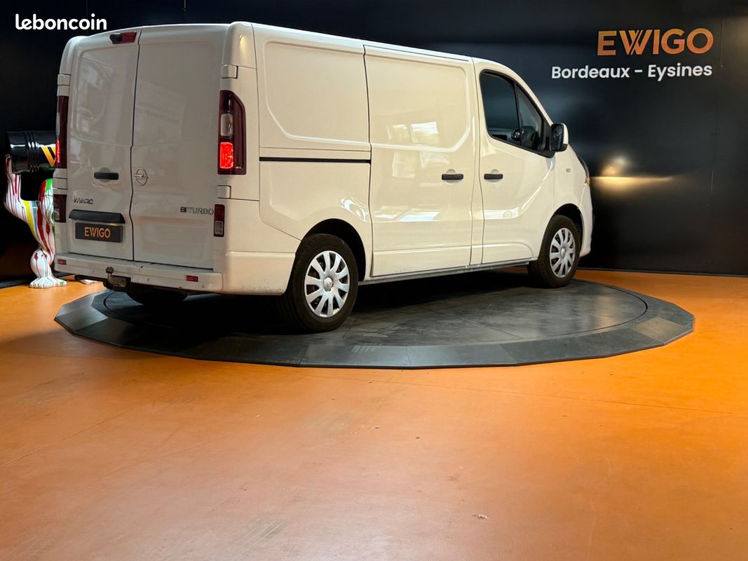 Opel vivaro vu fourgon 1.6 cdti bi-turbo 125 l1h1 ecoflex pack plus clim start-stop / gps / camera / mains-libre (image 16)