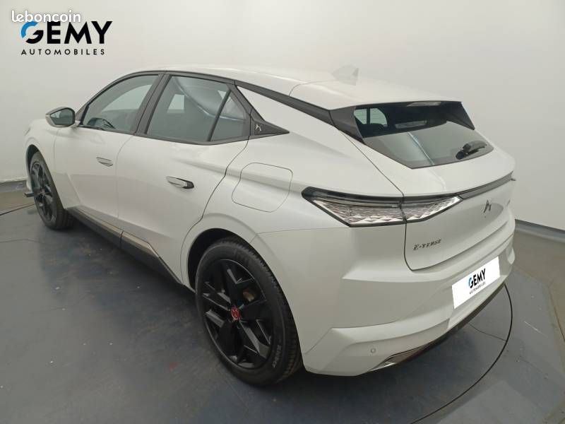 DS 4 Hybride E-Tense 225 EAT8 Performance Line (image 17)