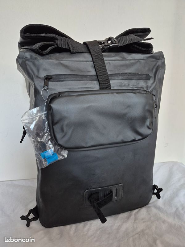 Sacoche de Vélo / Sac à Dos 3 en 1 , 25L neuve (image 5)