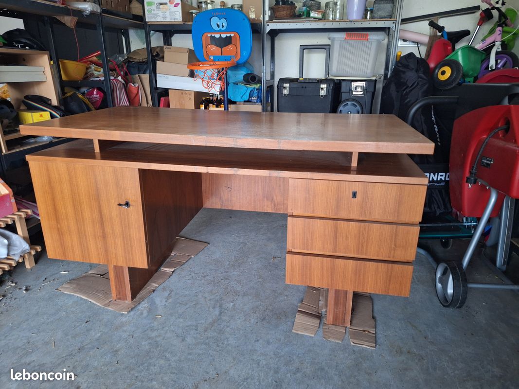 Bureau vintage (image 1)