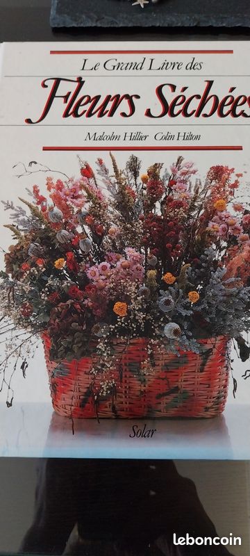 Livre sur les fleurs séchées (image 2)
