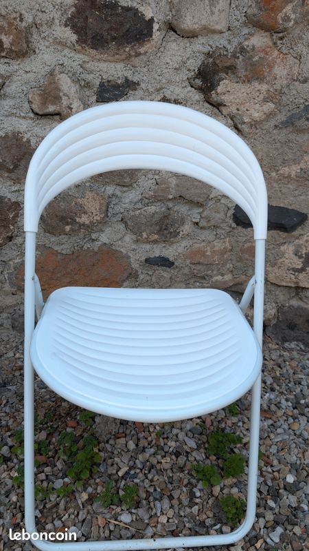 Paire de chaises de jardin pliantes vintage rétro 1970 - Style Space Age / Design Italien – plastique bon état (image 5)