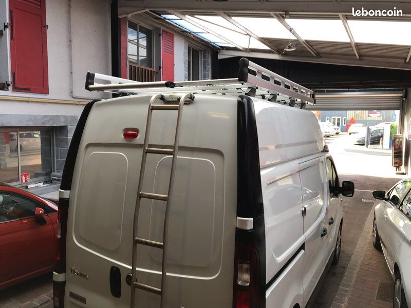 Renault trafic iii (2) fourgon grand confort l1h2 1200 energy dci 145 (image 9)