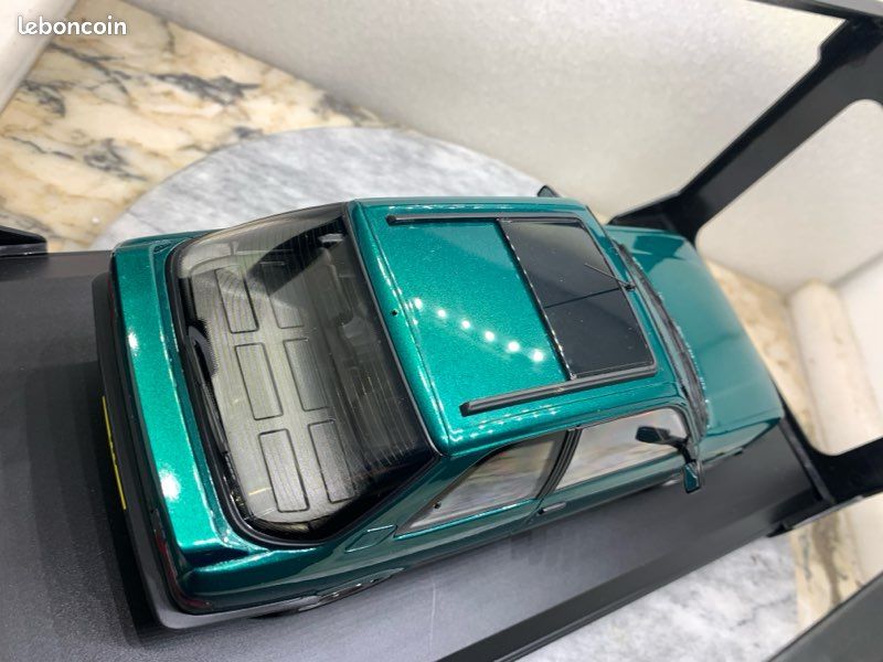 Peugeot 309 GTI 1991 verte Norev 1/18 (image 10)