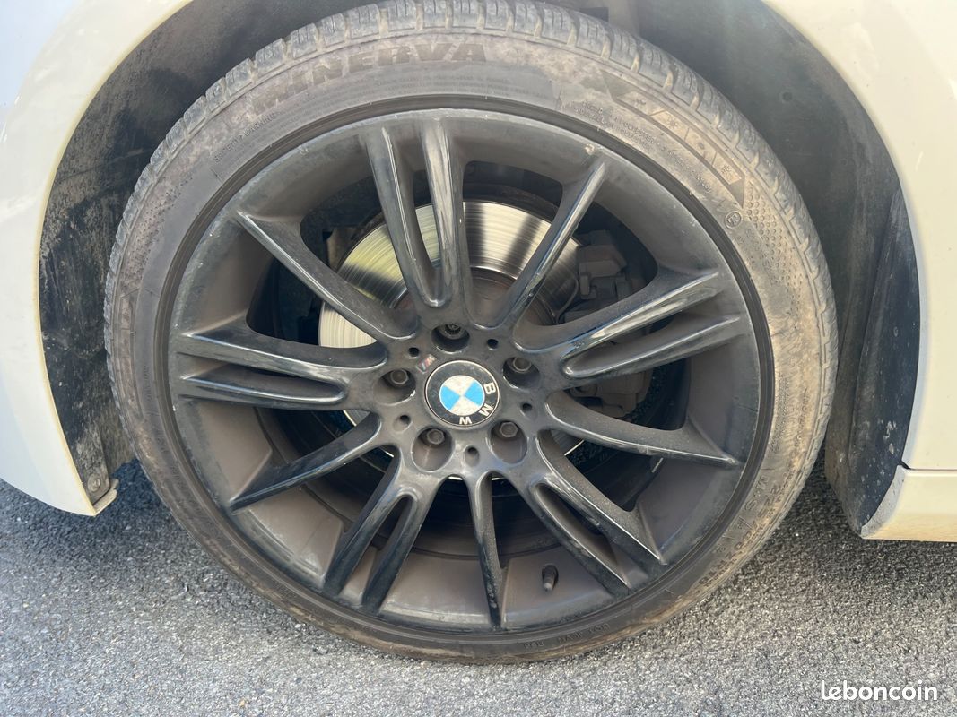 BMW SERIE 3 COUPE E92 LCI 320d 184ch PACK M Steptronic A MOTEUR CHANGE 13 000KM + TOIT OUVRANT (image 24)