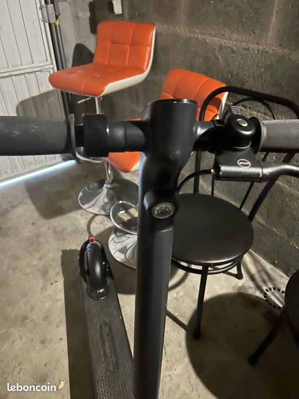 Trottinette électrique (image 8)
