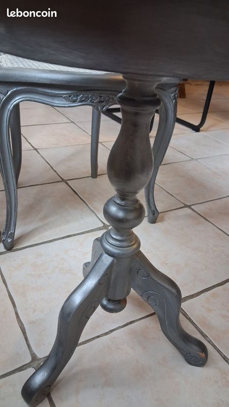 Ensemble 2 chaises et table d'appoint (image 5)
