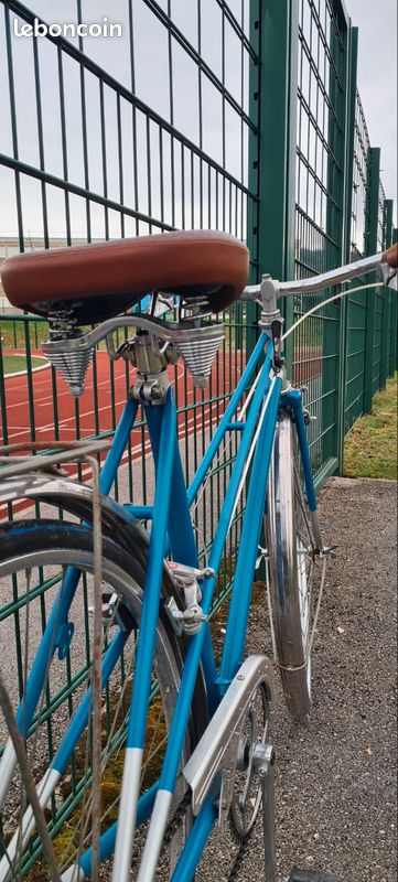 Velo vintage femme bleu rénové (image 9)