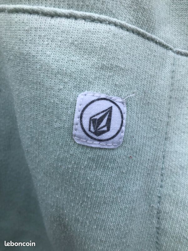 Pull fin Volcom taille S (image 3)