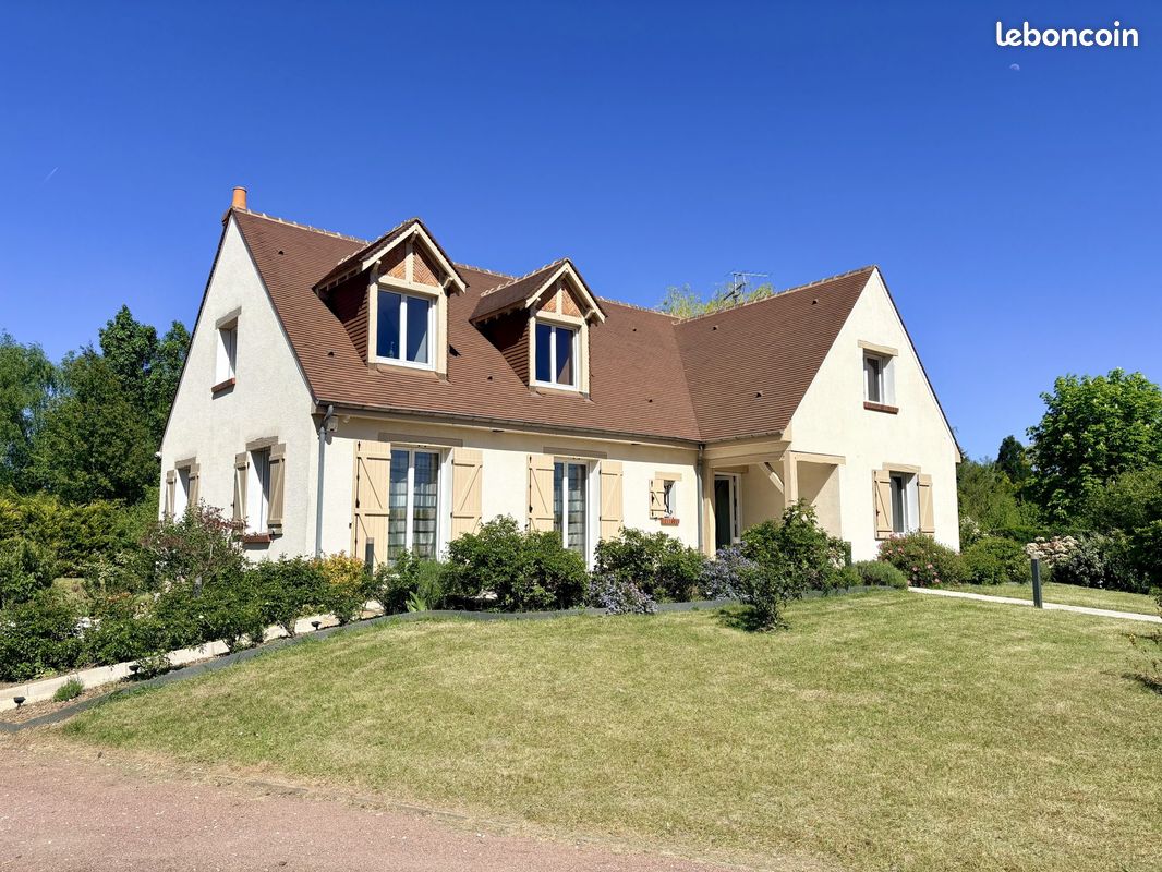 Maison 7 pièces 190 m² · à Saint-Denis-en-Val · 190 m² · 549 900 €