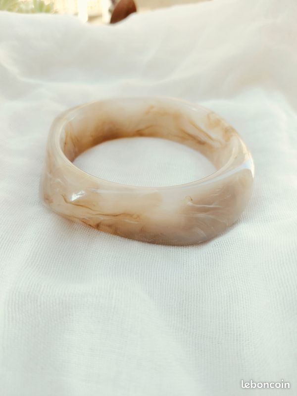 Bracelet en résine beige et marron 👒 (image 3)