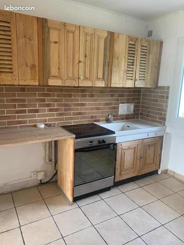 Appartement 3 pièces 59 m² · à Saint-Étienne · 59 m² · 595 €/mois