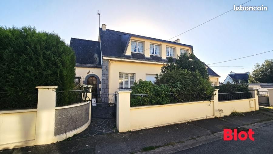 Maison 7 pièces 147 m² · à Locmiquélic · 147 m² · 419 000 €