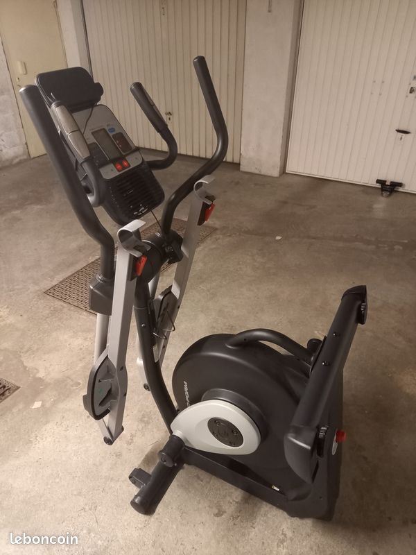 Proform 450 Le Elliptical Proform 450 Proform 450 CX Treadmill