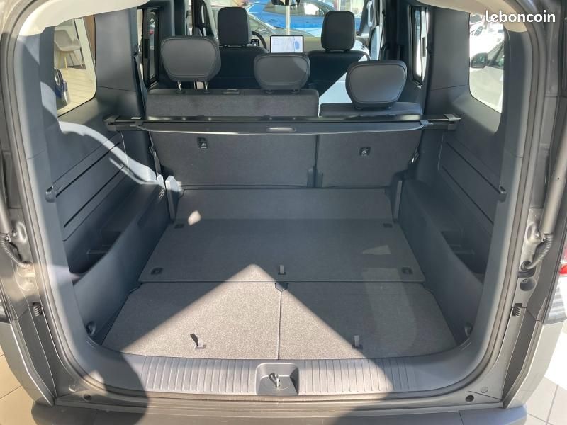 Kia PV5 Passenger 163ch 71,2kWh Plus (image 18)