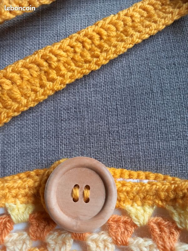 Sac en crochet carré jaune neuf fait main (image 4)