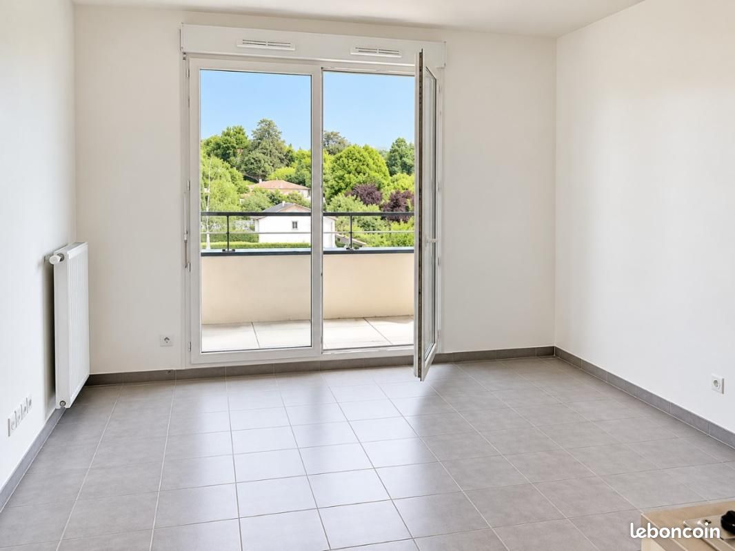 Appartement 1 pièce 24 m² · à Écully · 24 m² · 383 €/mois