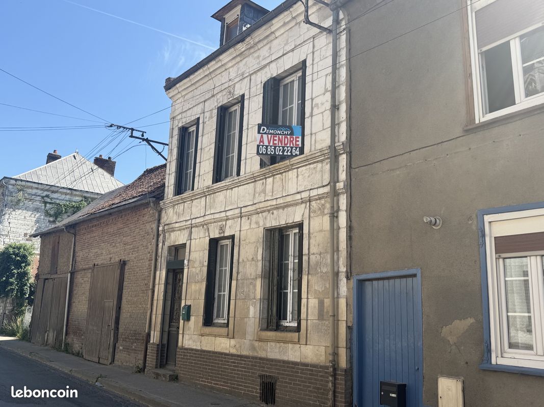 Maison 5 pièces 72 m² · à Poix-de-Picardie · 72 m² · 45 000 €