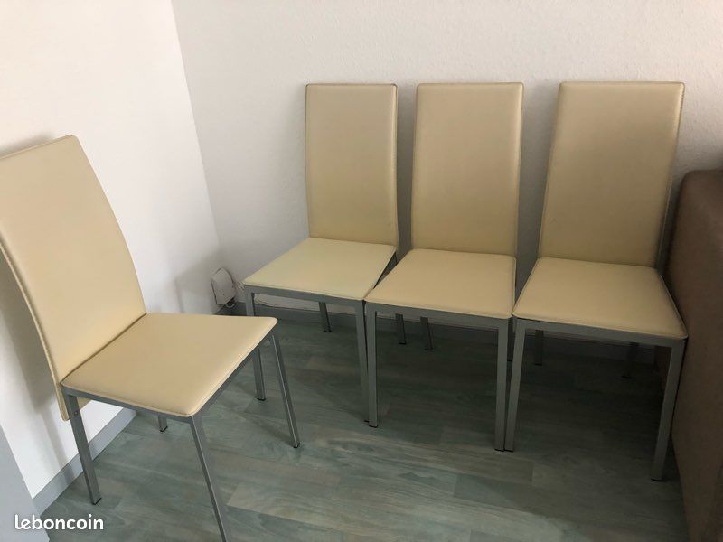 Lot de 4 Chaises (image 1)