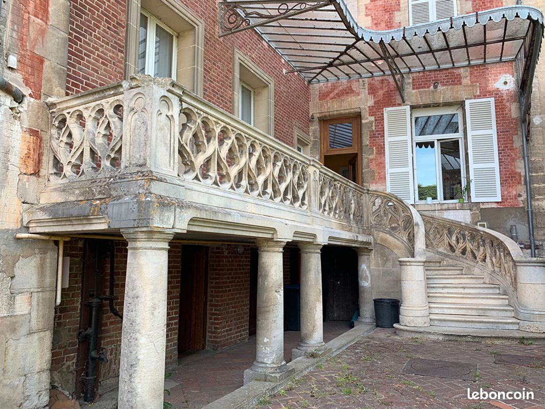 Maison 11 pièces 243 m² · à Noailles · 243 m² · 368 750 €