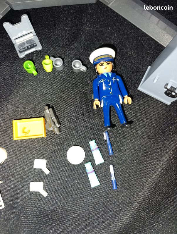 Playmobil Prison Police Centre Pénitentiaire (image 10)